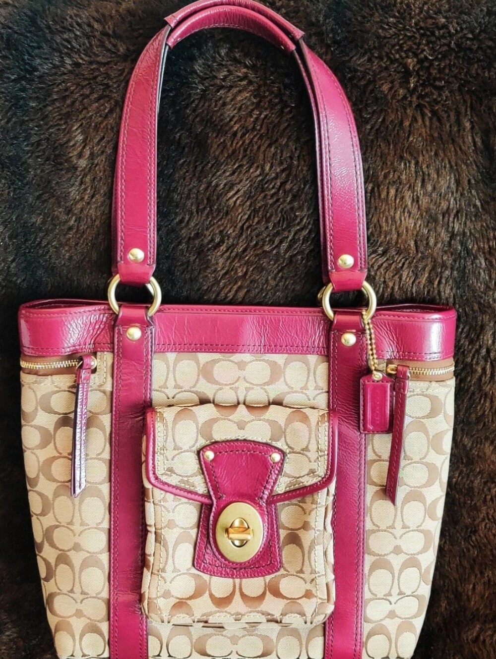Authentic Coach Bag...Pre-owned Like New